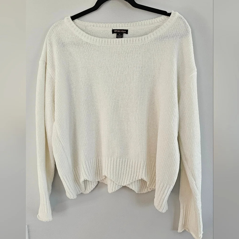 Knot Soft sweater